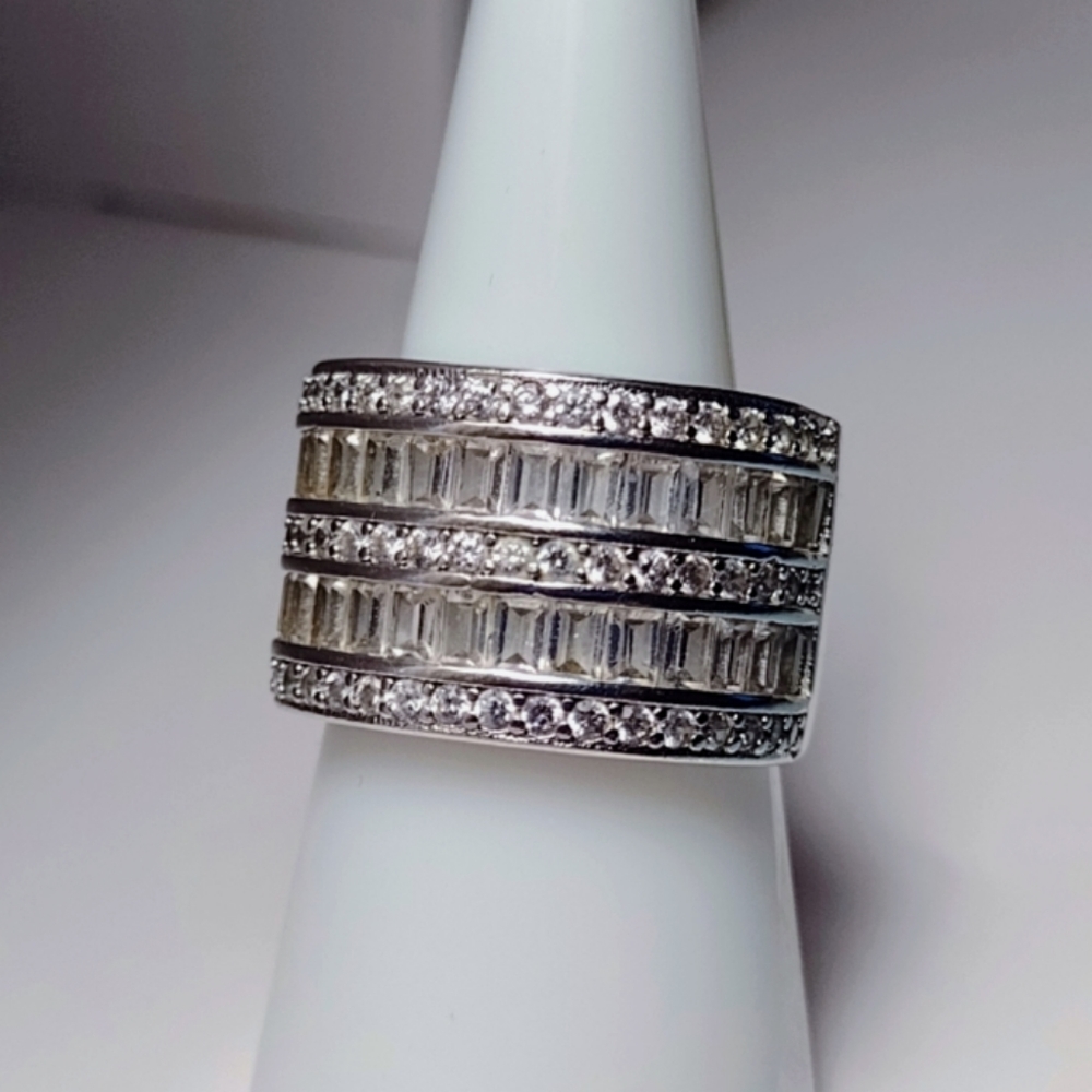 Size 7 - 925 Sterling Silver White Sapphire Ring Band